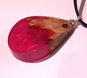 Hawaiian Samoa Trendy <b>Cute</b> Colorful Resin Wood Small Pendant Necklace And <b>Earrings</b> Jewelry - Product Image 5