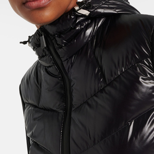 Ropa de abrigo con aislamiento de manga polar personalizada Diseño con capucha transpirable Chaqueta térmica de talla grande para mujer para invierno - Product Image 3