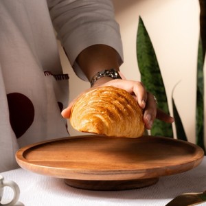 Bánh Gỗ Đứng với Hoàn thiện tự nhiên, hoàn hảo cho đa sử dụng như đồ dùng nhà bếp, Bộ đồ ăn, và trang trí nhà phong cách - Product Image 1