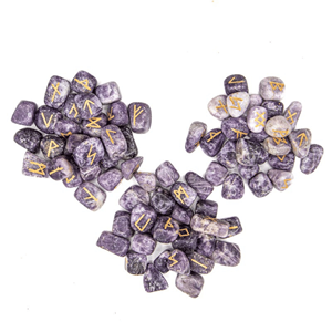Juego de runas caídas de lepidolita al por mayor Runas de cristal grabadas para adivinación curativa Feng Shui piedras preciosas caídas talladas pulidas - Product Image 2