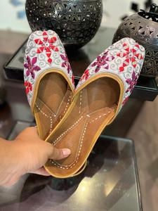 Jutti-vestido de fiesta de diseñador de cuero para mujer, ropa de estilo étnico, elegante, bordado de Jutti, multicolor - Product Image 2