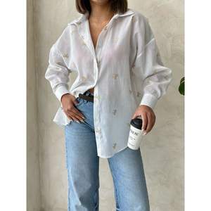 Blusas y Camisas de Voile Bordadas para Mujer, Producto al por Mayor - Product Image 3