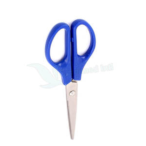 Ciseaux de coiffure Offre Spéciale d'acier inoxydable avec la base en plastique unique de poignée des ciseaux en plastique de poignée - Product Image 6