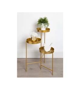 Support de pot de fleur en métal de conception artistique le plus vendu avec vernis antique et détails rustiques pour une décoration intérieure unique - Product Image 1