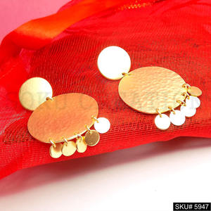 Boucles d'oreilles pendantes en plaqué or de créateur faites à la main SKU5947 bijoux pendants à la mode - Product Image 1