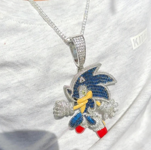 Colgante de dibujos animados de lujo de fabricación india, collar de personaje hecho a mano, joyería de estilo callejero de moda disponible al mejor precio - Product Image 2