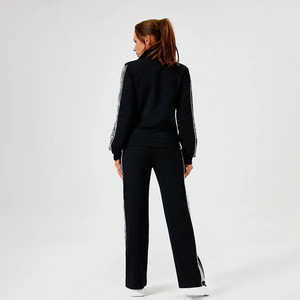 Conjunto Deportivo de Dos Piezas con Capucha para Mujer, Diseño Personalizado con Logotipo y Pedrería, Invierno, Casual, Lujoso, Transpirable, Largo Completo - Product Image 4