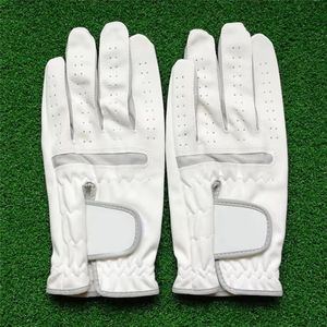 Guantes de Fútbol Americano al por Mayor de Pakistán, Diseño Antideslizante Más Cómodo, Hechos en Pakistán a Precio de Fábrica - Product Image 5