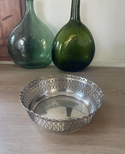 Hot <b>Sale</b> Modern round Shaped Iron Tray <b>for</b> <b>Home</b> Restaurant Farmhouse at Low Price Indian Supplier Metal Tray <b>for</b> Serving - Product Image 3