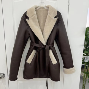 Manteau d'hiver en fourrure longue pour dames Manteau à nouer pour garder la chaleur à manches longues Manteau décontracté en cuir pur pour femmes avec doublure en fourrure - Product Image 3