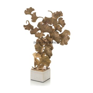 Metal de alta calidad y Latón chapado en oro acabado antiguo Gingko hojas diseñador llamativo aspecto escultura con Base de Color negro - Product Image 4