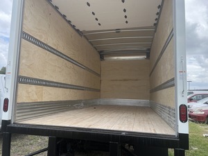 Excellent rapport qualité-prix..Camionnette utilitaire Chevrolet 2024 d'occasion, fourgon de déménagement, camion de transport, Silverado 5500 HD - Product Image 6