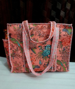 Bolsa acolchada de algodón ecológica hecha a mano, perfecta para regalar y crear marcas ecológicas - Product Image 2