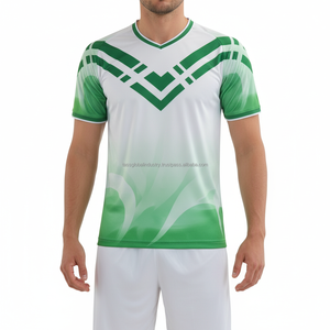 Conjunto Profesional Ligero de Camiseta y Pantalones Cortos de Rugby Bordados, Transpirable, de Poliéster, con Logotipo Personalizado - Product Image 3