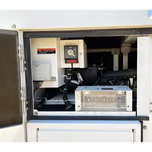 Groupe électrogène diesel industriel 20 kW avec sélecteur de tension rotatif, remorquable, pour alimentation de secours commerciale - Product Image 4