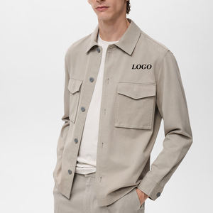 แจ็คเก็ตบอมเบอร์ผู้ชายแบบกระดุม ปรับแต่งได้ แฟชั่นสตรีท เสื้อคลุมลำลองคลาสสิก ผ้าระบายอากาศดี รับผลิตแบบ OEM - Product Image 1