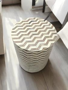 Meuble artisanal indien éco-responsable fait main avec incrustations de os, motif élaboré – Taille personnalisable disponible, pièce de mobilier unique et remarquable - Product Image 2