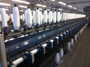 Máquina Textil Manual Cilíndrica Fadis RPS 1000 de 80 Husillos con Bobina de 140 mm para Nylon/Poliéster Texturizado - Product Image 3