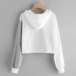 Venta al por mayor de algodón suave de las mujeres recortadas de manga larga estilo sudaderas con capucha de patrón sólido regular tamaño personalizado gran oferta de servicio del invierno OEM - Product Image 5