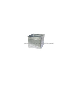 GALVANIZED POT IN NEW STYLE METAL PLANTERS FOR GARDEN DECORATION METAL PLANTERS FOR HOME DECORATION GALVANIZED POT - Product Image 1