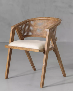 Chaise de salle à manger moderne en teck et rotin avec siège rembourré, design fauteuil pour restaurants extérieurs, villas, hôtels, appartements et salles à manger - Product Image 1