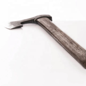 Hache industrielle Tomahawk Steel Craft International, lame en acier au carbone, manche en bois de frêne, bord de coupe de 4,75 pouces, longueur totale de 18 pouces - Product Image 3