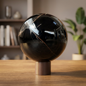 Obsidiana Negra Natural de Alta Calidad al por Mayor con Anillos de Obsidiana Plateada en el Interior, Esfera Grande para Decoración del Hogar, Sanación y Meditación - Product Image 1