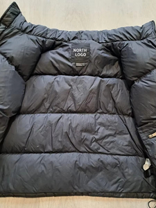 Chamarra Acolchada Personalizada de Alta Calidad en Color Negro para Hombre, Chaqueta de Invierno Cálida Tipo Puffer Face, Modelo 2025 - Product Image 4