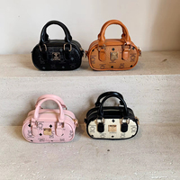 Tas Tangan Desainer Wanita Mewah Kapasitas Besar Gaya Vintage Fashion Tali Tunggal Kualitas Tinggi Merek Terkenal Harga Murah Bergaris