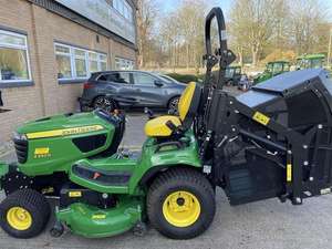 High Quality John Deere DIY a Grade <b>Gasoline</b>-Powered X950R Ride-On Tractor 5.5HP 150L Grass Box - Product Image 6