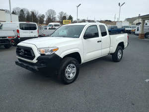 Auto Usado de Calidad a Precio Accesible, Toyota Tacoma 2020, Volante a la Izquierda - Product Image 3