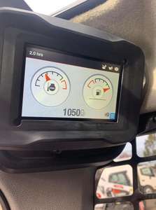 Chargeur frontal Bobcat T76 avec mini-pelleteuse de 1 tonne de capacité, garantie moteur de 24 mois/2000 heures - Product Image 6