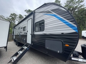 Camping-car mobile d'occasion 2021 F-o-r-e-s-t R-i-v-e-r X-l-r Boost 29QBS, camping-car de croisière, camping-car avec tente, camping-car sur toit, camping-car pour camion - Product Image 3