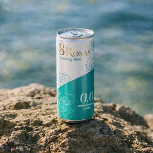 8 Rosas - Alcohol Free White <b>Wine</b> | 100% Airen 0.0% ABV 250ml RTD | Spanish Alcohol Free <b>Wine</b> - Product Image 2