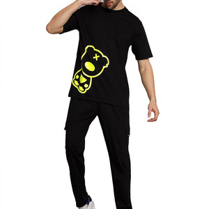 Conjunto de Camiseta y Pantalón de Verano para Hombre, Transpirable, con Logotipo Personalizado, MOQ Bajo, Estilo Urbano, Poliéster/Algodón - Product Image 1
