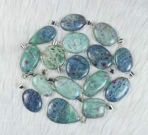 จี้พลอยทับทิมในหินฟู่ไซต์ที่สวยงามขายส่งจี้ชุบเงินหนามเตยเครื่องประดับจี้อัญมณีอัญมณีอัญมณีขนาดผสมทับทิม - Product Image 2