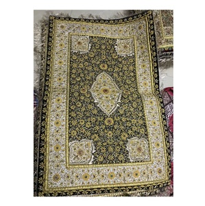 Premium Zari Work Jewel Carpet Perfecta para Pooja Room Temples & Ethnic Festival Decoration con embalaje personalizado - Product Image 4