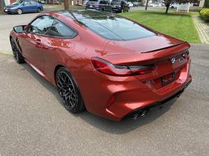 2022 M8 Competition Coupé AWD V8 Turboalimentado de 617 hp - Product Image 2