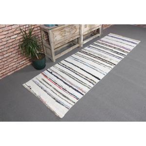 Tapis Kilim turc 2,7x8,8 pieds, tapis vintage en laine à carreaux blancs et bleus - Product Image 1