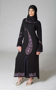 Hermosas cuentas de estilo pakistaní y trabajo de bordado Abaya - Product Image 2