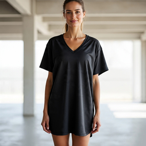 Camiseta de entrenamiento con hombros caídos para mujer, Camiseta holgada de manga corta con cuello en V para mujer - Product Image 3