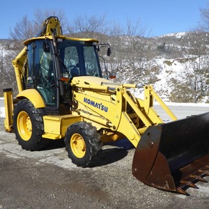 Precio de Fábrica, Retroexcavadora Komatsu WB97R, Excavadora de Alta Calidad para Construcción, Maquinaria Pesada para Movimiento de Tierras, Precio al por Mayor - Product Image 1