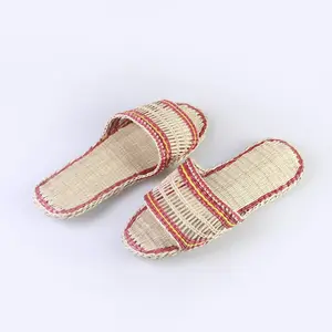 Hotel shoe slippers flip flop for women hand weaving seagrass slipper beach sandals cheap price