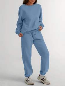 Conjunto Deportivo de Invierno para Mujer de Alta Calidad, Diseño Sólido con Hombros Caídos, Ropa Urbana Personalizada, Fabricante Mayorista, 100% Algodón - Product Image 2