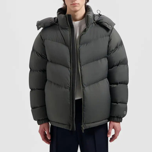 Chaqueta acolchada brillante para hombre, abrigo largo de punto informal con cierre de cremallera y diseño de burbuja con soporte trasero, venta al por mayor 2025 - Product Image 2