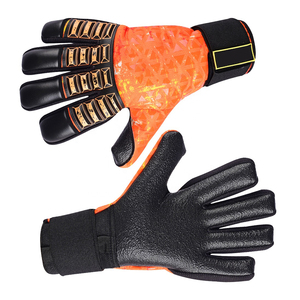 ถุงมือผู้รักษาประตูฟุตบอลมืออาชีพสำหรับการฝึกซ้อมและการแข่งขัน  รับสั่งซื้อจำนวนมาก พร้อมแผ่นยางกันลื่นและระบายอากาศได้ดี - Product Image 5