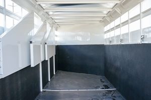 Premium Quality Heavy Duty Livestock <b>Trailer</b> Wholesale Factory Price Hot Selling Cattle Sheep Pig Transport <b>Trailer</b> Best Quality - Product Image 2