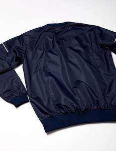 แจ็คเก็ตกันลมสำหรับคลับกันน้ำสำหรับผู้ชายเสื้อกันลมโพลีเอสเตอร์น้ำหนักเบาออกแบบโลโก้ได้ตามต้องการสำหรับใส่กลางแจ้ง100% มืออาชีพ - Product Image 6