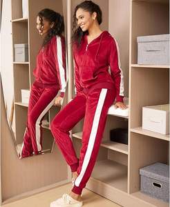 Survêtement à capuche en velours pour femme | Ensemble de survêtements 2 pièces | Vêtements d'hiver élégants et confortables | Fabricant et exportateur - Product Image 4