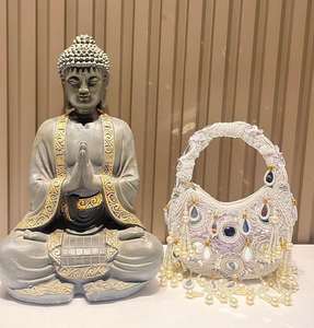 Pochette de fête indienne avec broderie miroir faite à la main pour mariage mariée femmes utilisation - Product Image 2